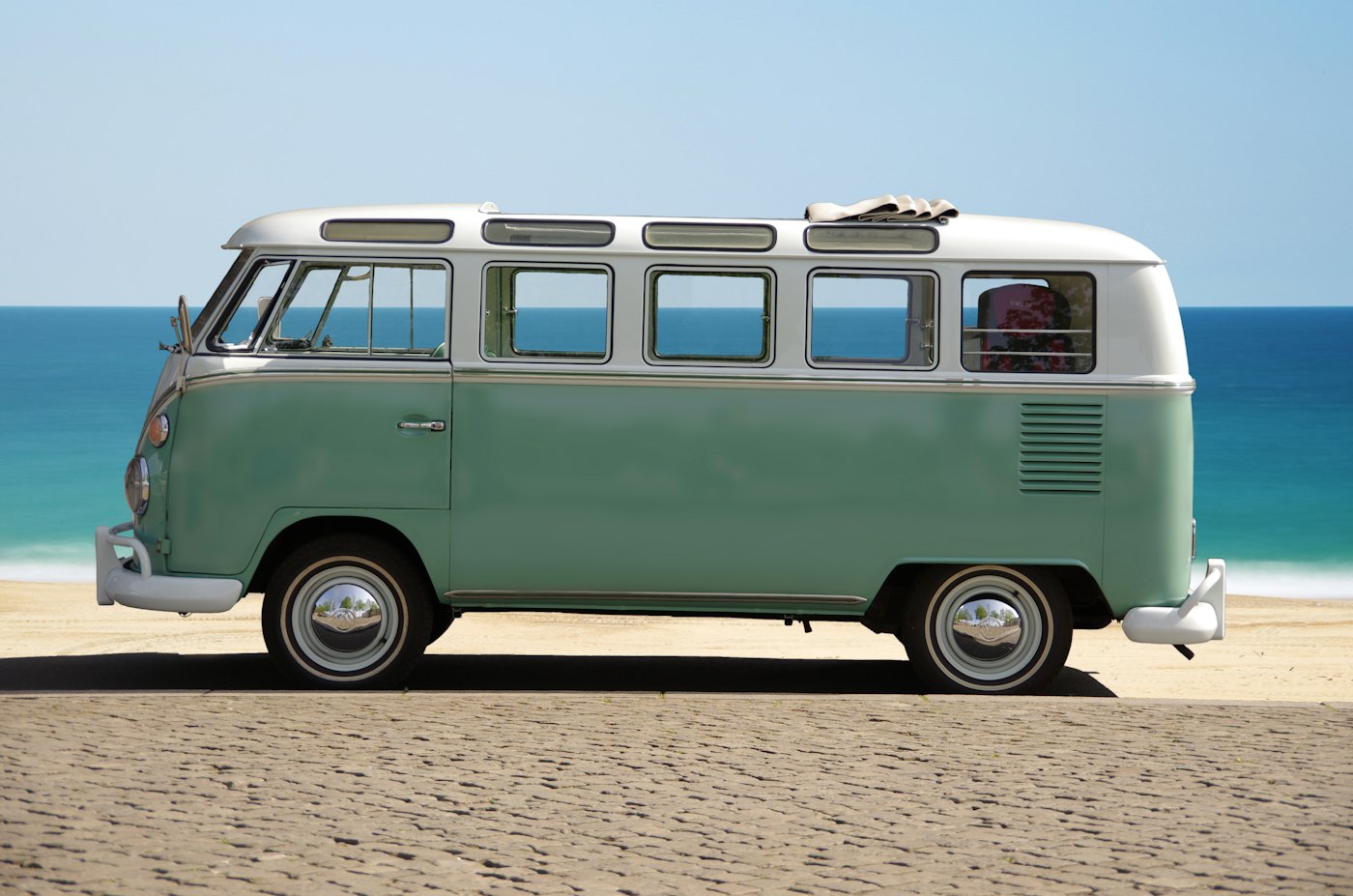 Tempo Traveller
